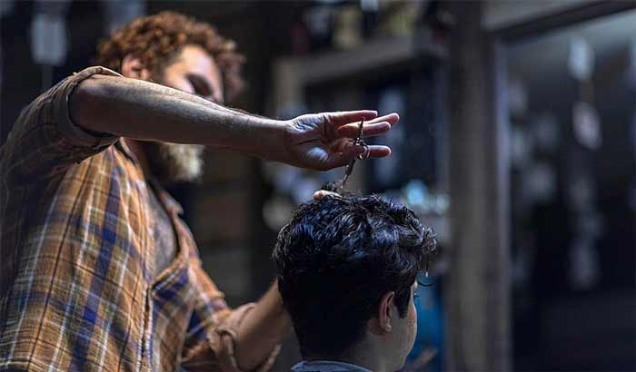 آرایشگر مردانه 